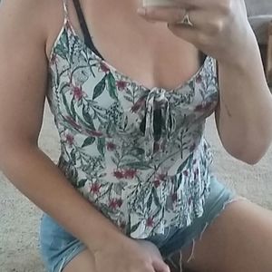 Tank top with cut out and bow